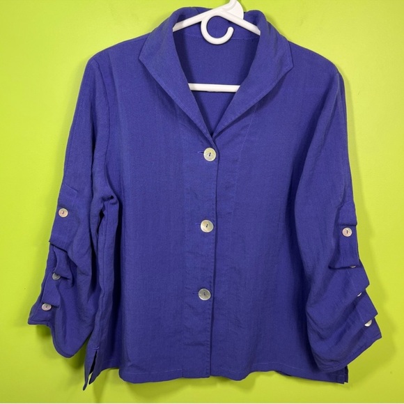 Fridaze Tops - Fridaze purple Linen Redefined Sailor button blouse size M